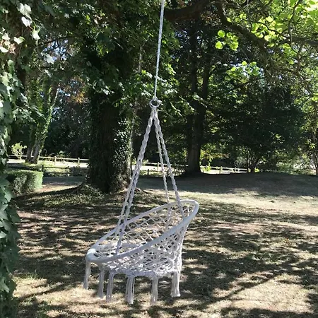 Des Champs & Hébergement de vacances *