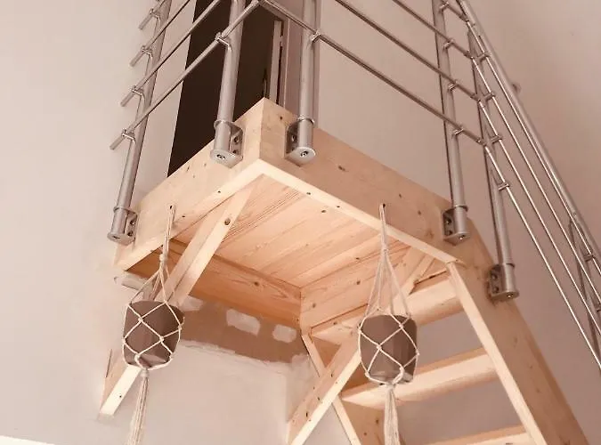 Des Champs & Nyaraló *